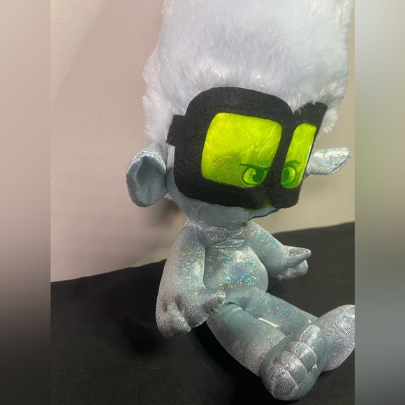 Trolls World Tour Plush Tiny Diamond 2020 NEW  Large Toy 15inch - Picture 6 of 7